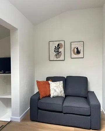 Cosy And Renewed 1 Bedroom In Campolide - 2e Апартаменты *